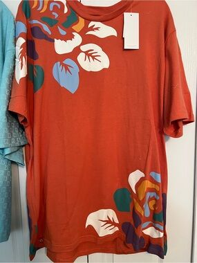 2x   Staple floral Tee and Short set